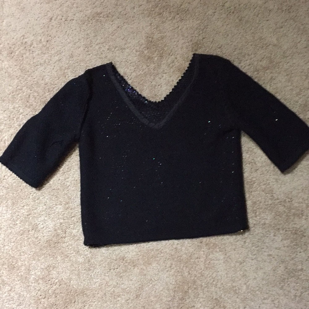 Dressy sequined top. - Picture 7 of 7
